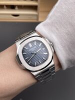 Patek Philippe Nautilus 5811/1G-001 Swiss Replica Watch – 1:1 Mirror Quality Watch 41MM - Image 10