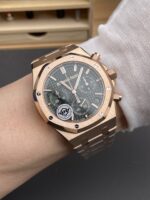 Audemars Piguet Royal Oak Super Clone – Green Dial Rose Gold Casing 41MM - Image 10