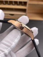 IWC Portugieser Series Top-Tier Replica (Swiss 1:1 Mirror-Grade) Watch — White Dial, Rose Gold Case - Image 6