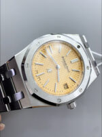 Audemars Piguet Royal Jumbo Oak Extra Thin Swiss Replica – 1:1 Mirror Replica Watch 904L Steel Casing - Image 4