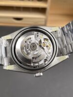 Rolex Day Date Super Clone Green Dial 40MM 188 Grams Swiss Replica watch - Image 6