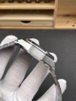 Audemars Piguet Super Clone oyal Oak Chronograph 26240BC Frosted Blue Dial Watch - Image 7
