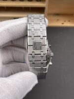 Audemars Piguet Super Clone oyal Oak Chronograph 26240BC Frosted Blue Dial Watch - Image 9