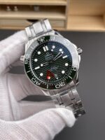 Omega Seamaster 300M Master Chronometer Green Swiss 904L Steel 1:1 Mirror Replica Watch - Image 4