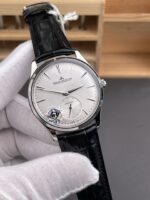 Jaeger-LeCoultre Master Ultra-Thin White Gold Watch – 1:1 Top-Tier Replica - Image 4
