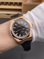 Vacheron Constantin Overseas 1:1 Mirror Replica 904L Rose Gold Steel Watch in Grey Dial – Rubber Strap - Image 10