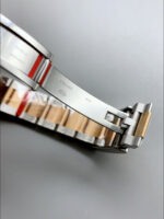 Rolex Yachtmaster 40 Everose Gold – Oyster Steel Brown Dial 1:1 Swiss Replica Watch 40MM in 904L Steel Casing - Image 9
