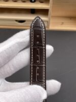 Longines 1:1 Replica Watch – Silver Dial with Barleycorn Pattern, Mechanical Movement, and Leather Strap - Image 8