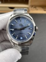 VS Factory Omega Men’s Seamaster Top-Tier Replica Watch – Blue Dial, Steel Bracelet (Ref. 220.10.41.21.10.001) - Image 3